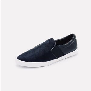 Kaanas black slip on women’s sneaker loafers